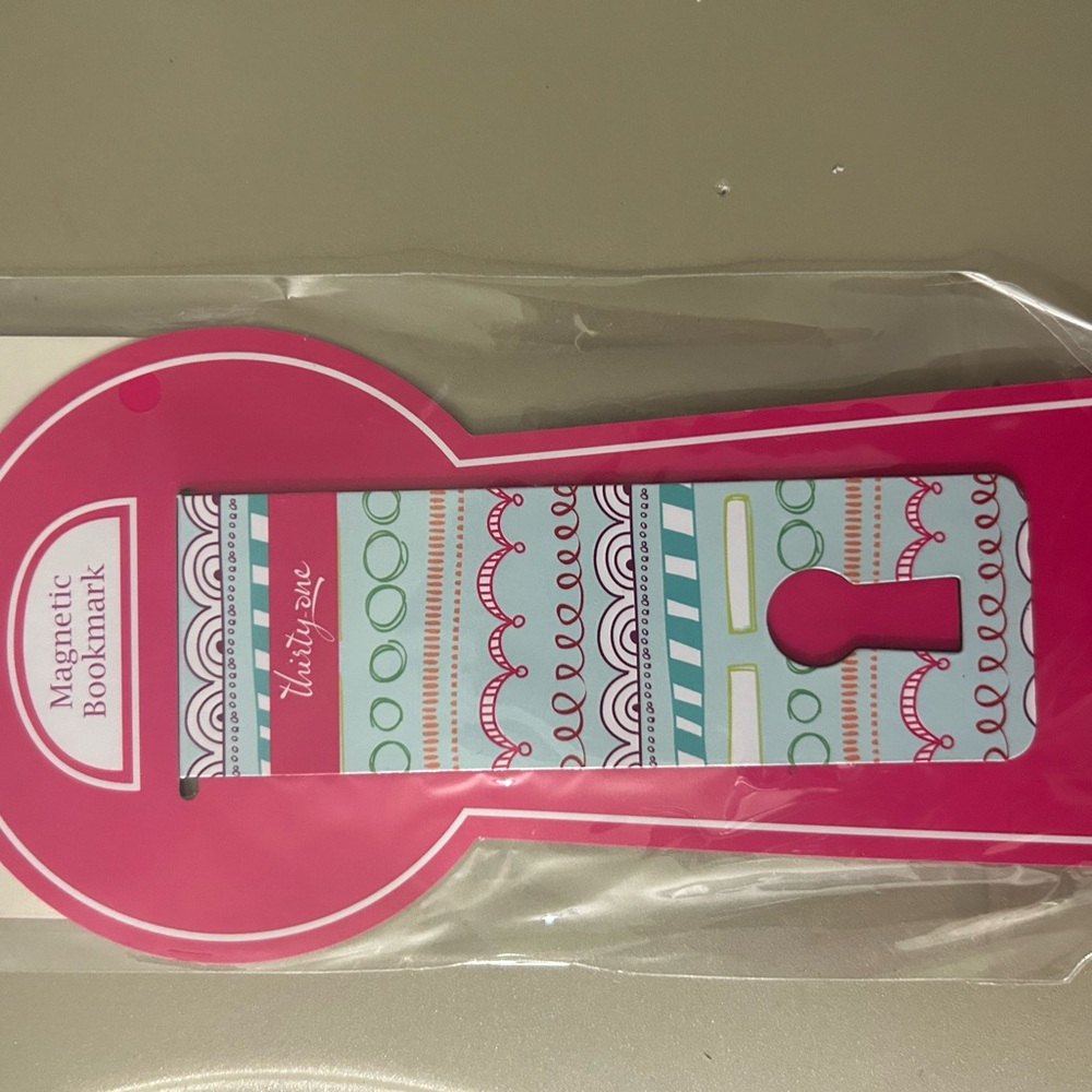thirty-one Decorative Magnetic Bookmark in Pink, Teal & Mint